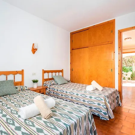 Appartamento Brisa Mar 1, 2 Bedroom Apartment, Cala'n Bosch Son Xoriguer