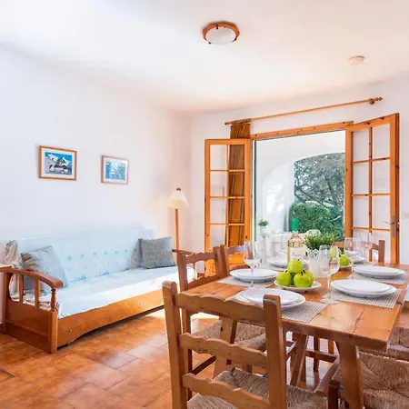 Brisa Mar 1, 2 Bedroom Apartment, Cala'n Bosch * Son Xoriguer