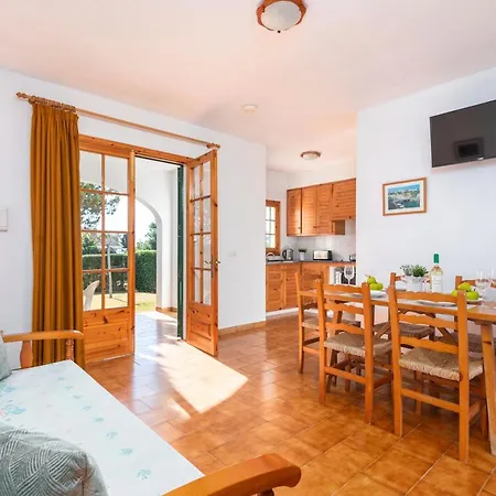 Brisa Mar 1, 2 Bedroom Apartment, Cala'n Bosch